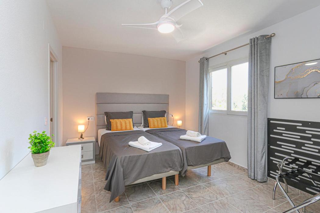 Presidential Suite Villamartin Plaza Av Brisas 67 Alicante Exteriör bild
